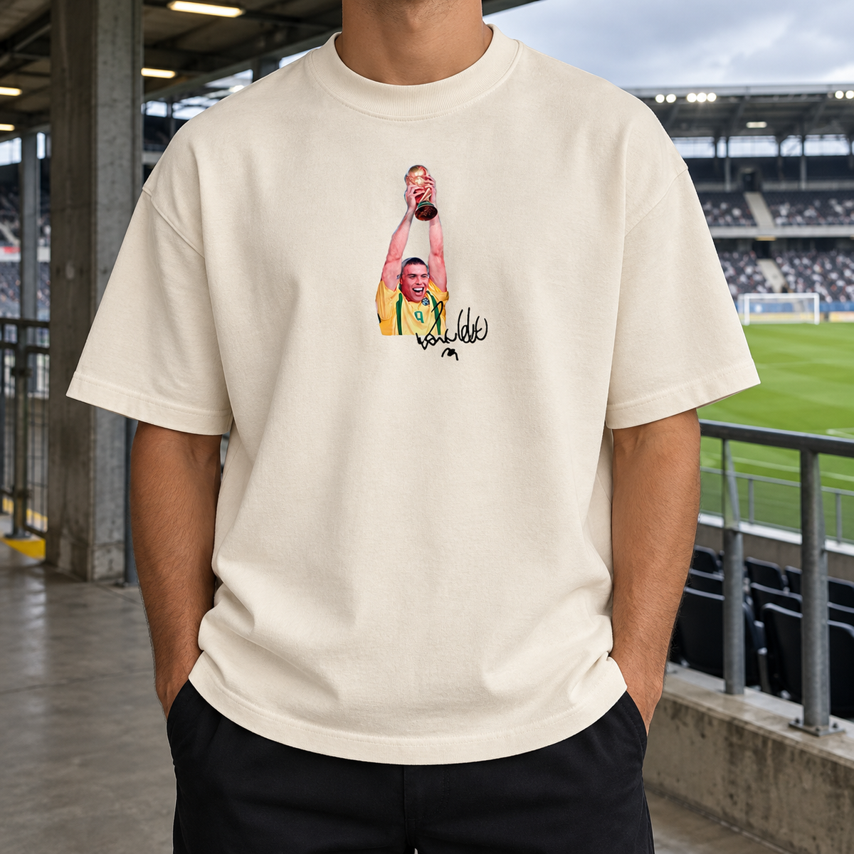 Ronaldo - Men’s box tee